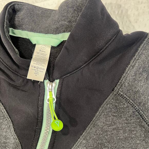 Lululemon Ivivva jacket girls size 12 - Picture 7 of 7